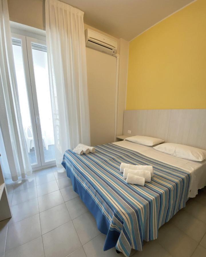 פסארו Hotel Flying מראה חיצוני תמונה