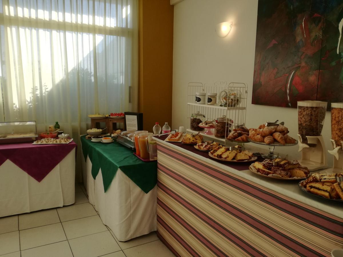 פסארו Hotel Flying מראה חיצוני תמונה